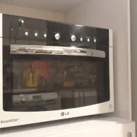 سولاردوم ال جی در حد نو