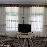 پرده به همراه یالان و کتیبه|پرده، رانر، رومیزی|صحنه, |دیوار