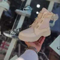 فروش انواع نیم بوت و کفش اسپرت|کیف، کفش، کمربند|خرمآباد, |دیوار