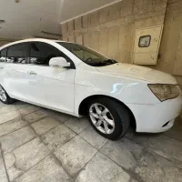 جیلی هاچ بک اتومات 2014