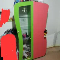 تخت و کمد و پاتختی