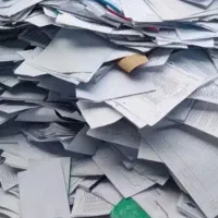 خریدار‌ کتاب‌ کارتن‌ ضایعات