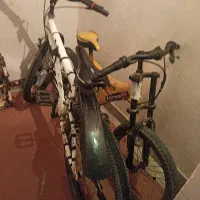 2عدد دوچرخه یکی 20و یکی 24 20نیاز بتعمیر