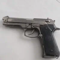 اسلحه اسباب بازی