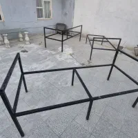۳ عدد تخت فلزی /باغی /سفره خونه ای
