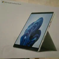 تبلت سورفیس پرو ۸ آکبند