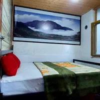 روزانه/هفتگی/کلبه چوبی دو طبقه دربست|اجارهٔ کوتاهمدت ویلا و باغ|شاندرمن, |دیوار