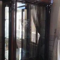 ویترین بزرگ و سالم