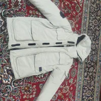 کاپشن، کتونی، بامبر، پیراهن پشمی|کیف، کفش، کمربند|کبودرآهنگ, |دیوار