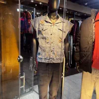 مانکن مردانه کاملا سالم|فروشگاه و مغازه|فلاورجان, |دیوار