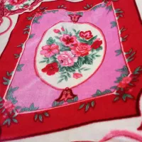 یک عدد پتوی دو نفره خوش رنگ و زیبا|رختخواب، بالش، پتو|قزوین, |دیوار