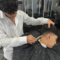 استخدام ارایشگر
