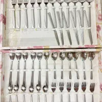 ست قاشق وچنگال