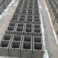 استخدام سنگ بلوک زن