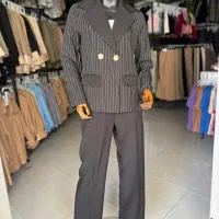 فروشنده خانم