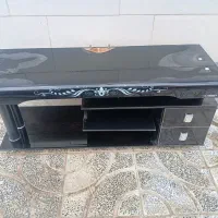 میز تی وی شیشه ای کشو دار در حد نو