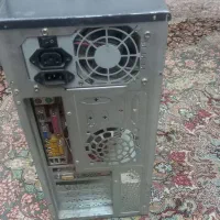 کیس. کامپیوتر. دارای مادر بورد. فن. درایو|رایانه رومیزی|اندیشه, اندیشه فاز ۵|دیوار