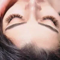 خدمات اکستنشن مژه و آموزش