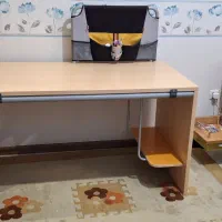 میز تحریر کاملا نوی نو  ، مارک چیلک ترک