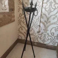 پایه فلزی گلدان