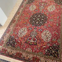 فرش دستبافت آنتیک طرح شکارگاه