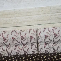۶ عدد پشتی در حد نو زیر قیمت یک ملیون