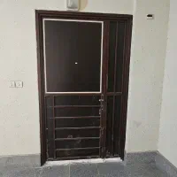درب آهنی آپارتمان با دستگیره وقفل
