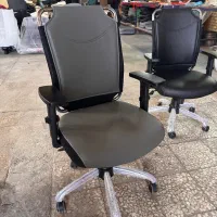 رویه کوب صندلی گردان وکارگر ساده