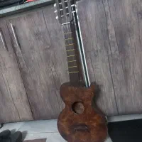 گیتار صحیح وسالم