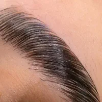 آموزش لیفت و لمینت مژه و ابرو