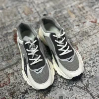 کتونی زنانه سایز ۳۹/۴۰