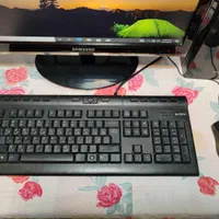 ۴هسته با رم ۸ هارد ۵۰۰ و ssd گرافیک ۲ مانیتور ۲۰|رایانه رومیزی|چالوس, |دیوار
