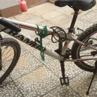 چغادک دو عدد دوچرخه|دوچرخه، اسکیت، اسکوتر|چغادک, |دیوار