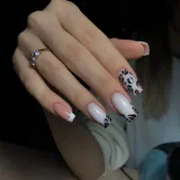 کاشت ناخن|خدمات آرایشگری و زیبایی|رشت, رشتیان|دیوار