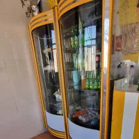 وسایل کبابی وفست فود(یخچال ایستاده وتابلو روان و.)|کافی‌شاپ و رستوران|میمه, |دیوار