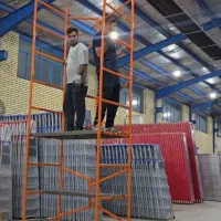 نردبان و داربست سیار داربست متحرک تخته بنایی استند