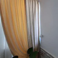 دوتا دستک پرده کرم|پرده، رانر، رومیزی|تربت‌حیدریه, میدان مرکزی|دیوار