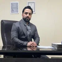 وکیل پایه یک دادگستری و‌مشاور حقوقی