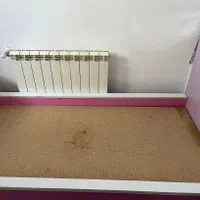 تخت چوبی