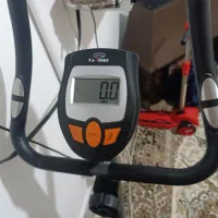 دوچرخه ثابت تمیز و کم کار|تجهیزات ورزشی|نیشابور, بلوار گلها|دیوار