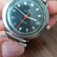 ساعت سوییسی|ساعت|شیراز, فرهنگ شهر|دیوار