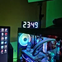 ساعت دیجیتالی نور رنگارنگ رومیزی ودیواری هوشمند