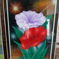 فروش یک عدد قاب عکس با طرح گل و یک عدد تابلو نقاشی