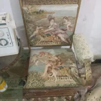 صندلی خیاطی با تلفن یا هر چیزی