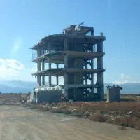 زمین ۳۰۴ متر m3