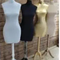 مانکن نیم تنه