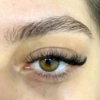 لیفت ابرو و اکستنشن مژه