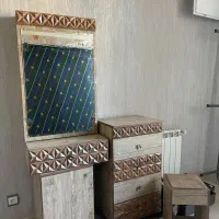 میز آرایش کارکرده در حد نو
