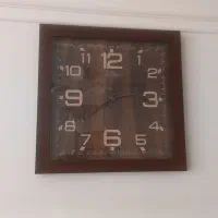 ساعت دیواری