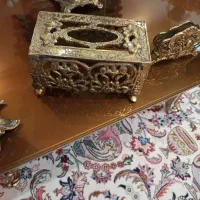 جای دستمال و سطل زباله
